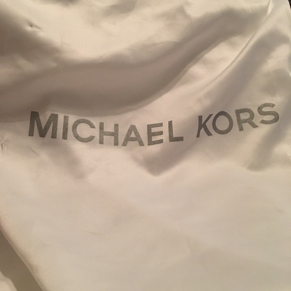 ⭐️SOLD⭐️Michael Kors Cynthia Bag💕😍💕👛 - Picture 7 of 8